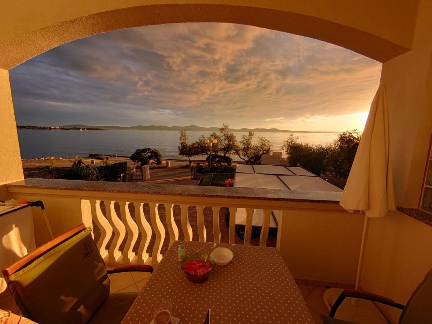 Apartments Petin Zadar Exterior photo